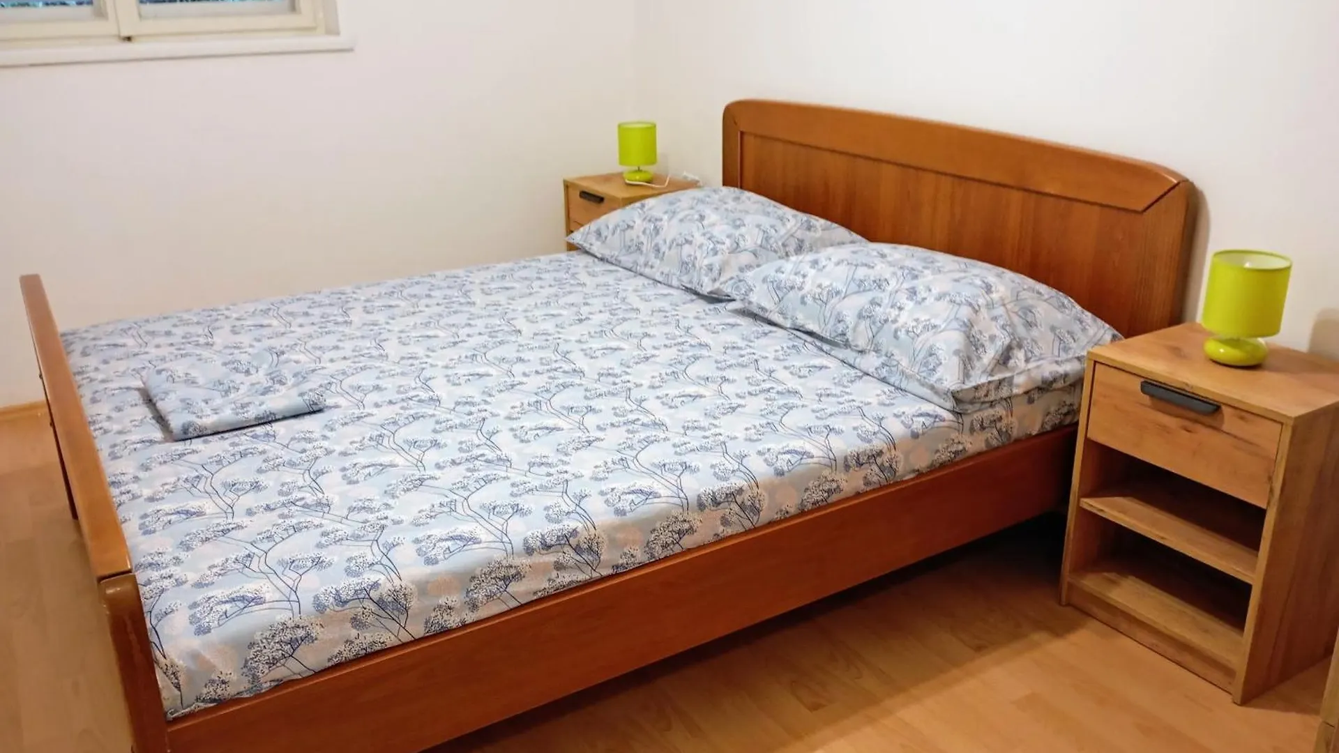 Appartamento Sunny Coastal Retreat In Traù