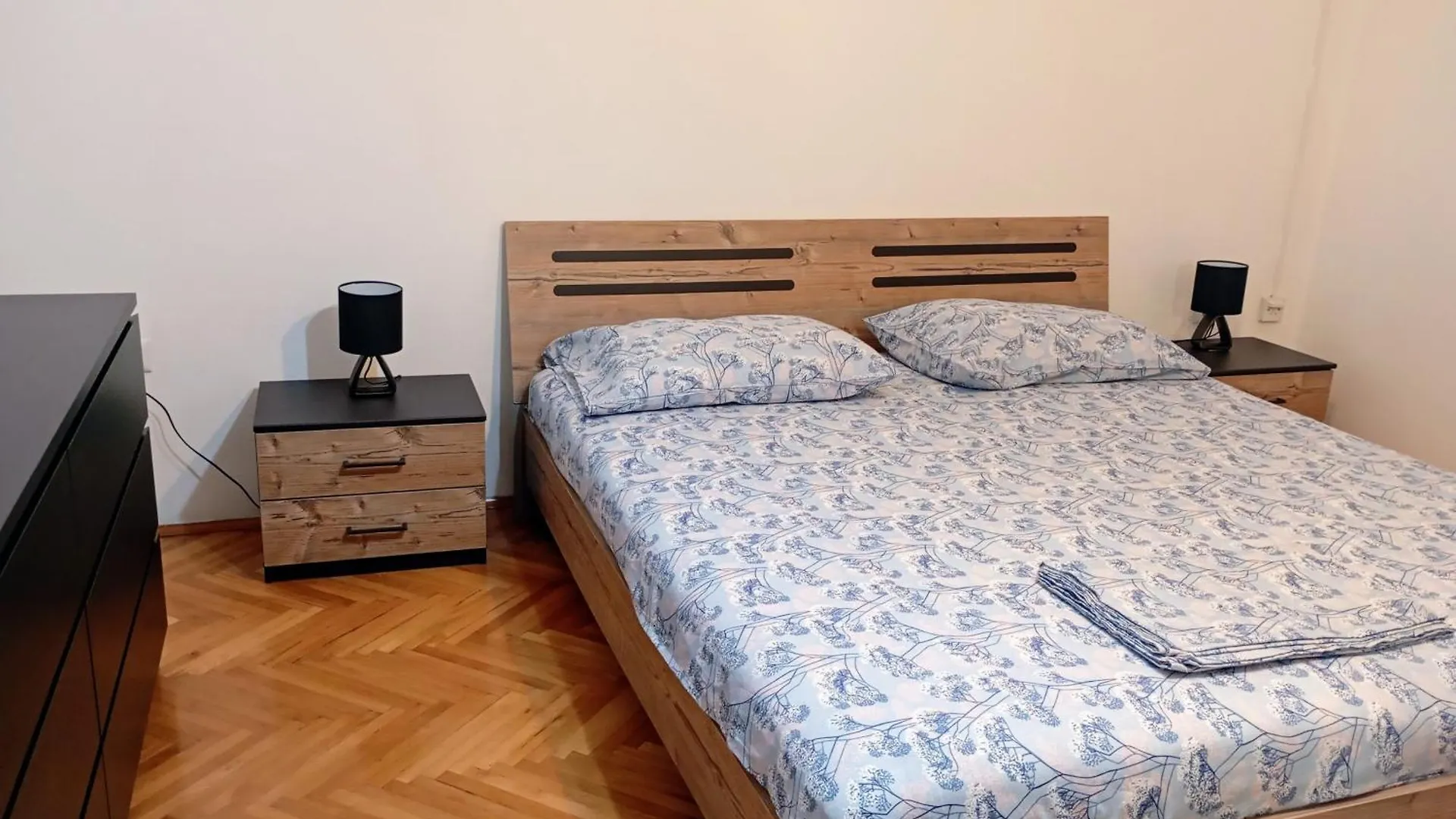 Appartamento Sunny Coastal Retreat In Traù